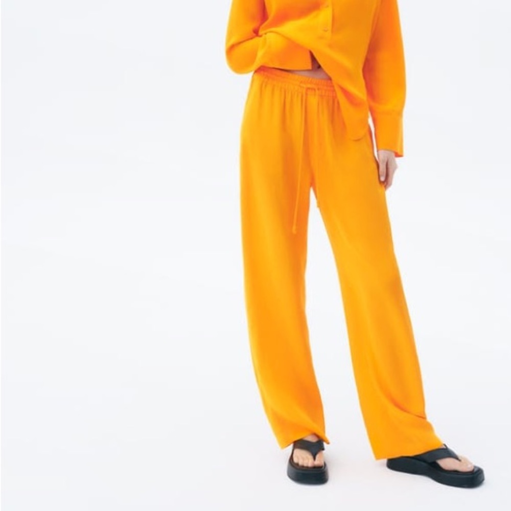 Orange fluid pants